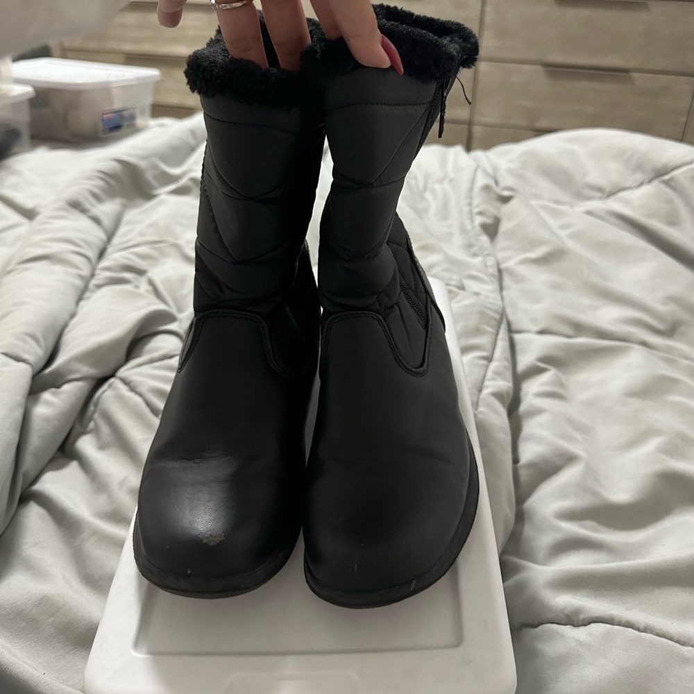 Black totes waterproof boots